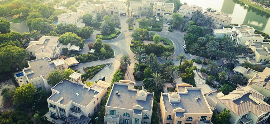 Названы самые доступные районы Дубая для аренды виллы