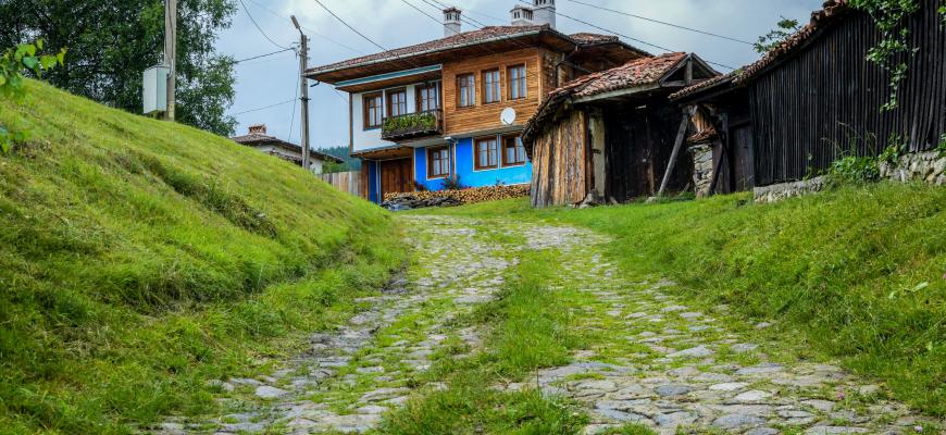 В Болгарии продолжают дорожать загородные дома