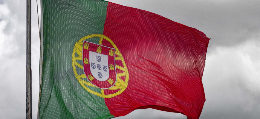 Парламент Португалии проголосовал против отмены «золотых виз»