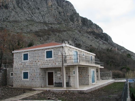 Дом в Святом Стефане, Черногория, 338 м2 - фото 1