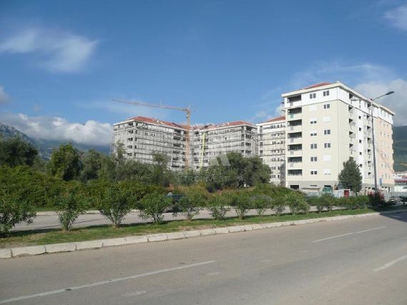 Квартира в Баре, Черногория, 38 м2 - фото 1