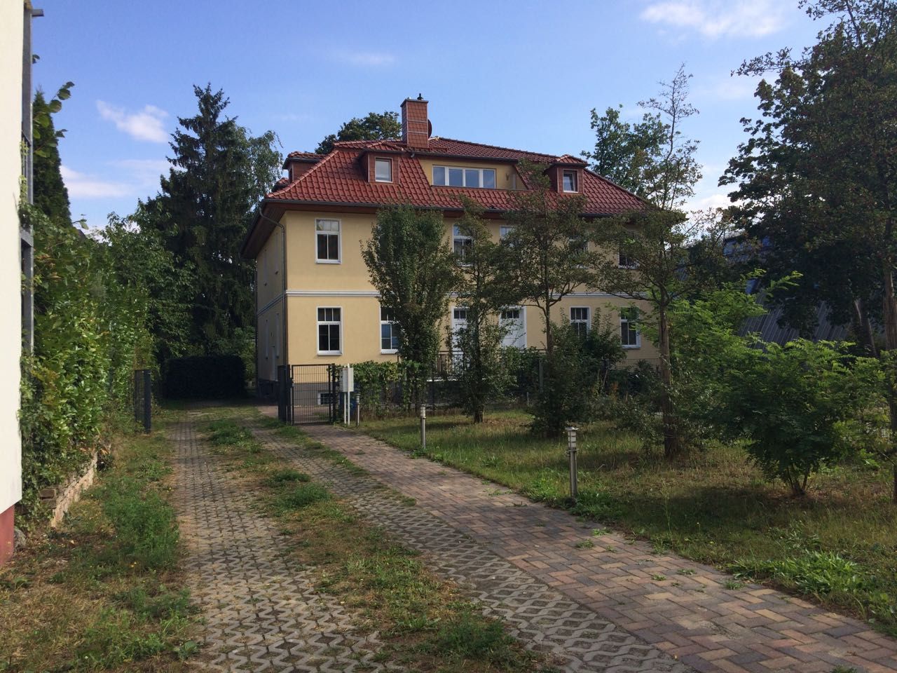 Дом в Берлине недорого с фото