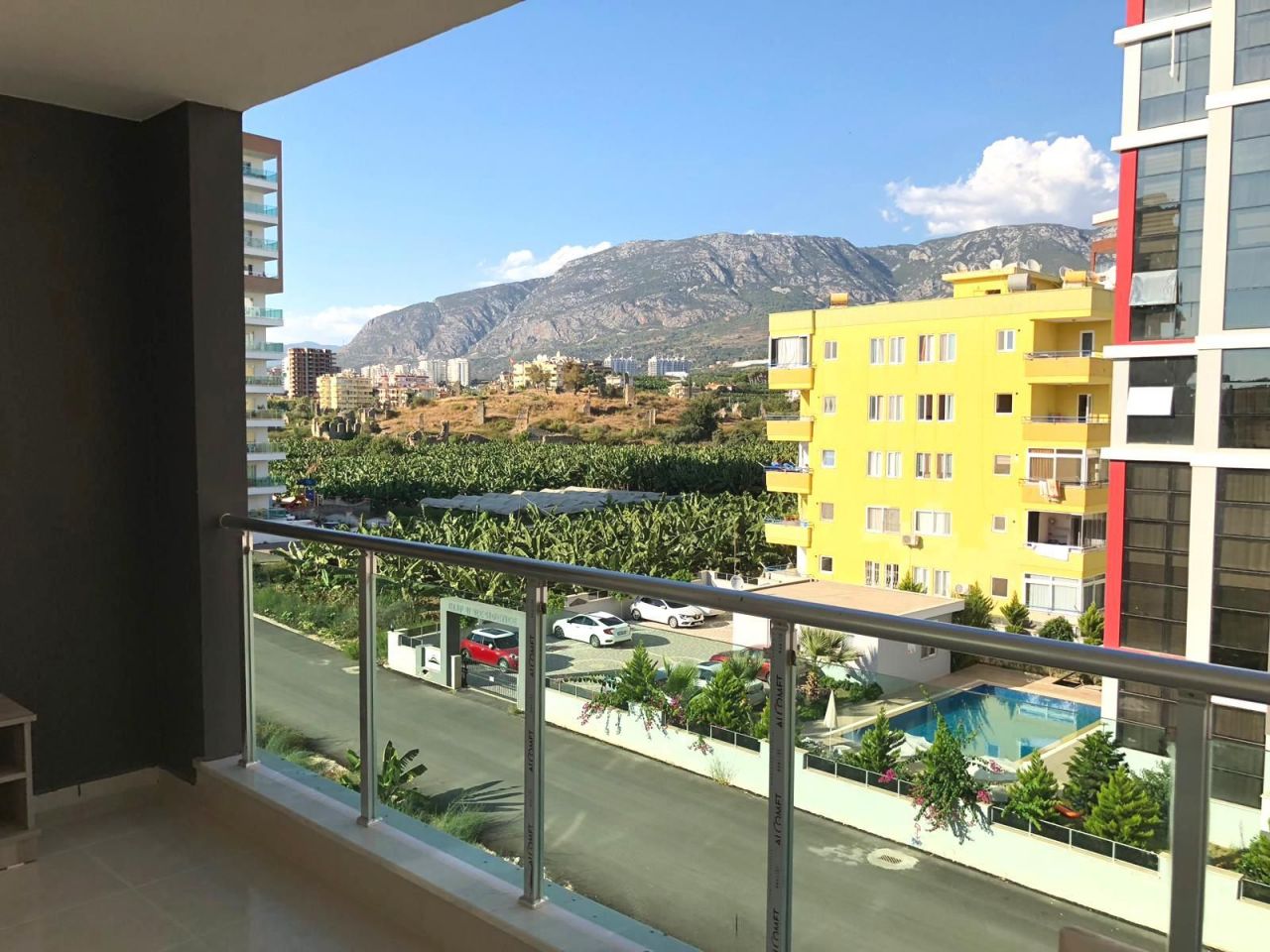 Квартира с мебелью в турции. Квартиры в алании. Красивая квартира в турции. Снять жилье в турции без посредников. Снять жилье в турции без посредников.