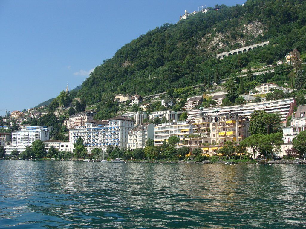 Коммерческая недвижимость в Во, Швейцария, 327 м2 - фото 1