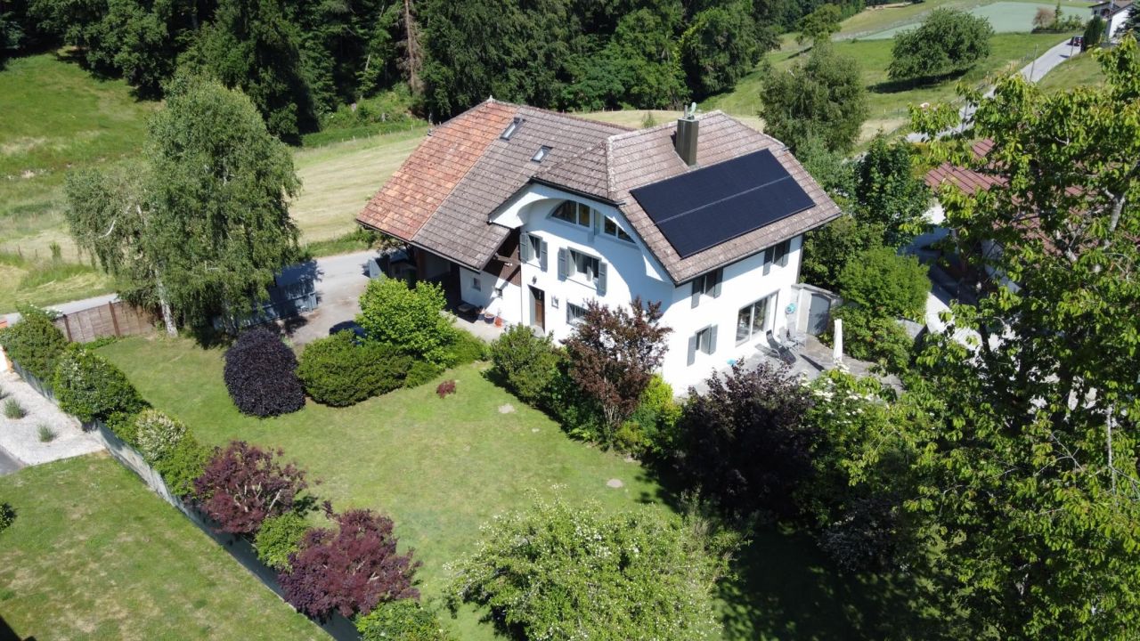 Дом Lossy, Швейцария, 262 м2 - фото 1