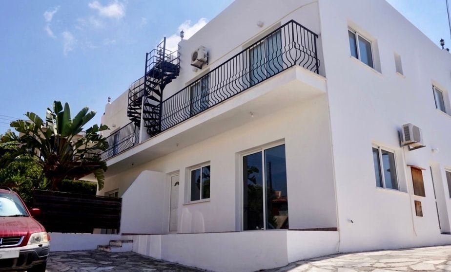Дом в Пафосе, Кипр, 148 м2 - фото 1
