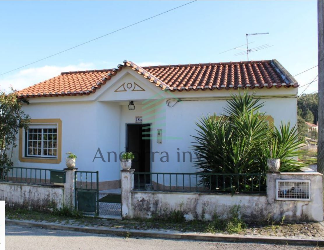 Дом в Сантарене, Португалия, 985 м2 - фото 1