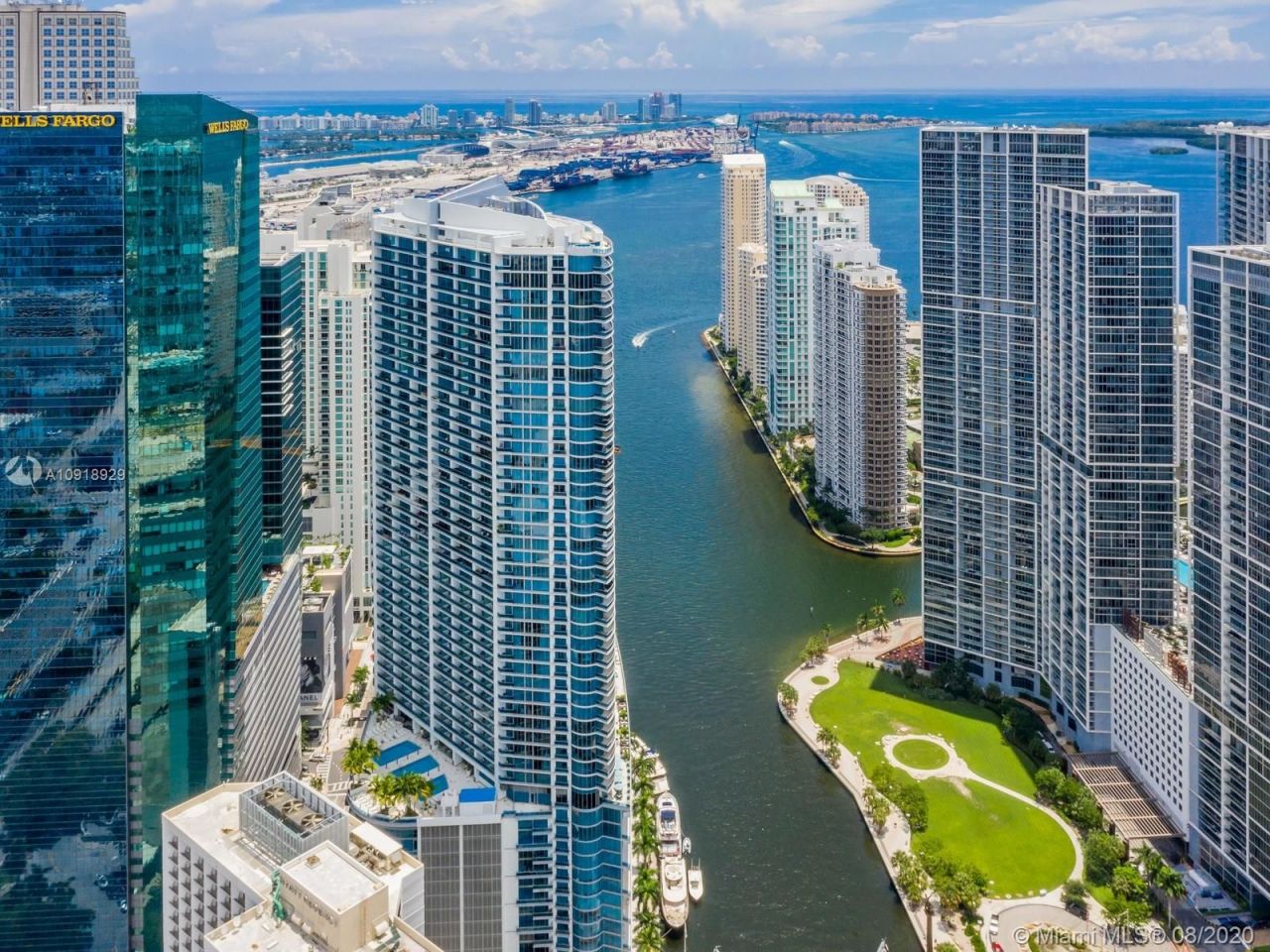 Апартаменты в Майами, США, 139 м2 - фото 1