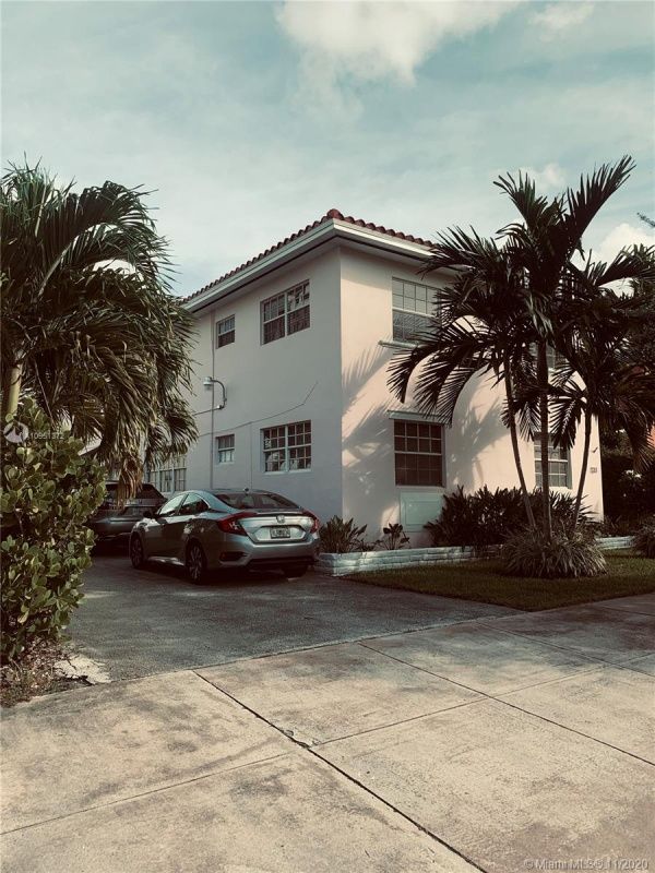 Дом в Майами, США, 333 м2 - фото 1