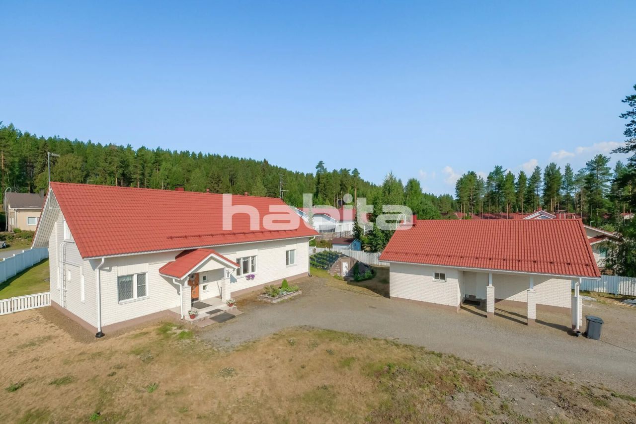 Дом в Контиолахти, Финляндия, 196 м2 - фото 1
