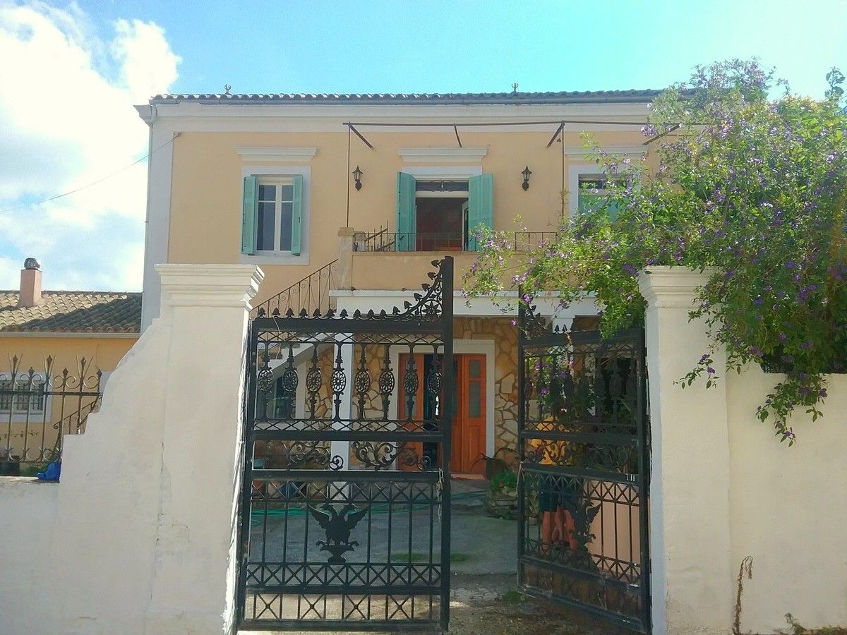 Отель, гостиница на Корфу, Греция, 339 м2 - фото 1