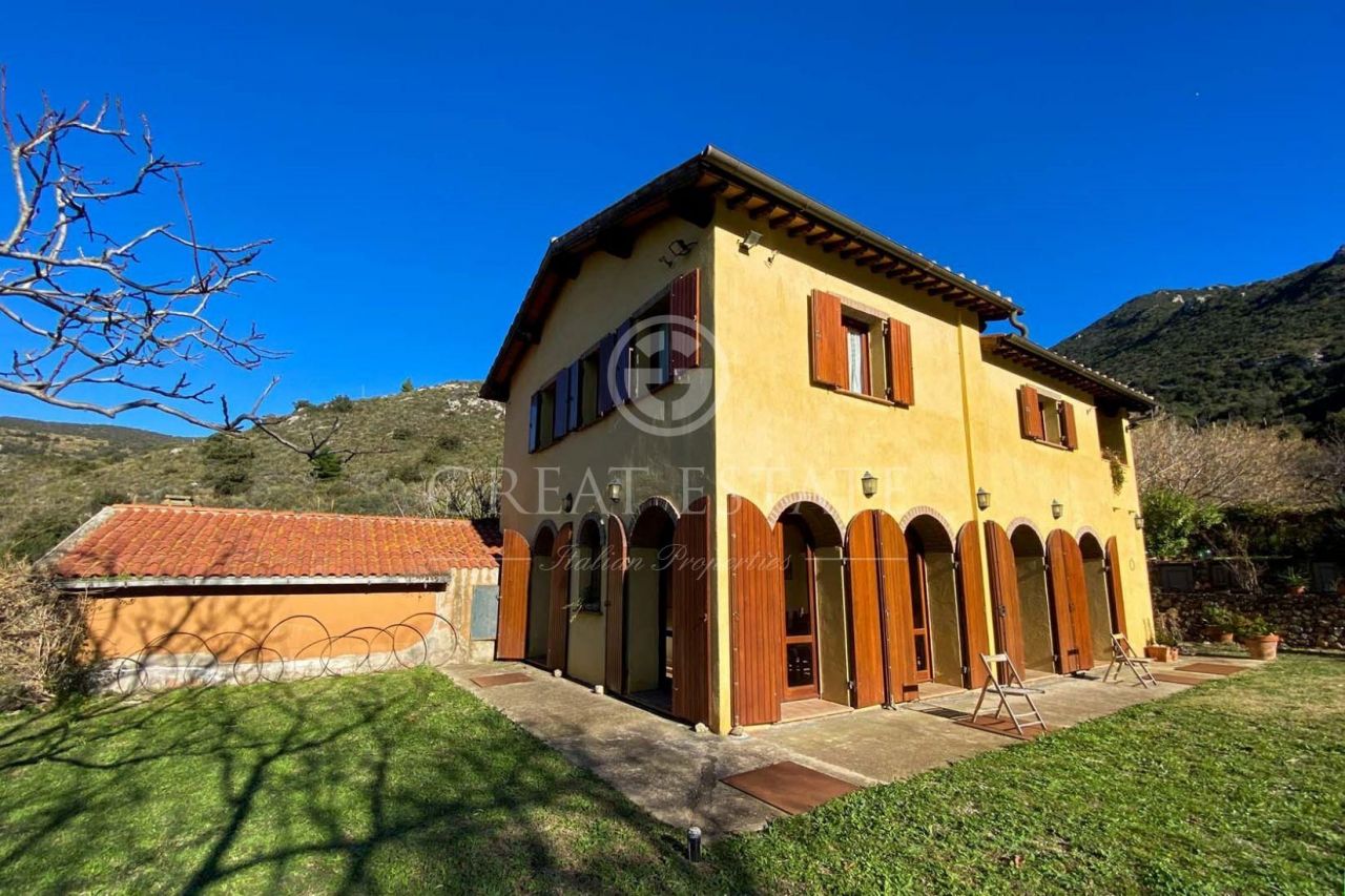 Дом в Монте-Арджентарио, Италия, 179.45 м2 - фото 1