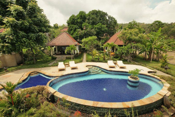 Отель, гостиница в Чандидасе, Индонезия, 420 м2 - фото 1