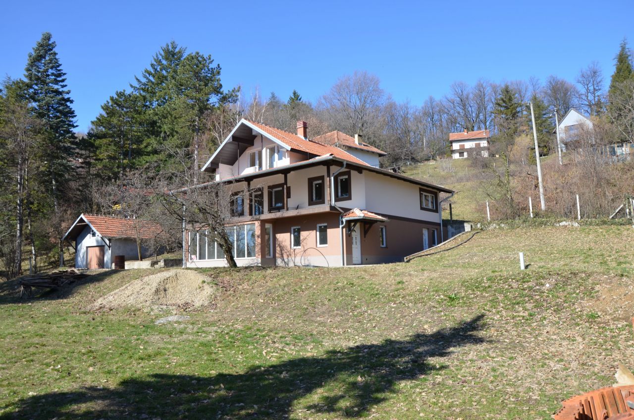 Дом в Космае, Сербия, 360 м2 - фото 1