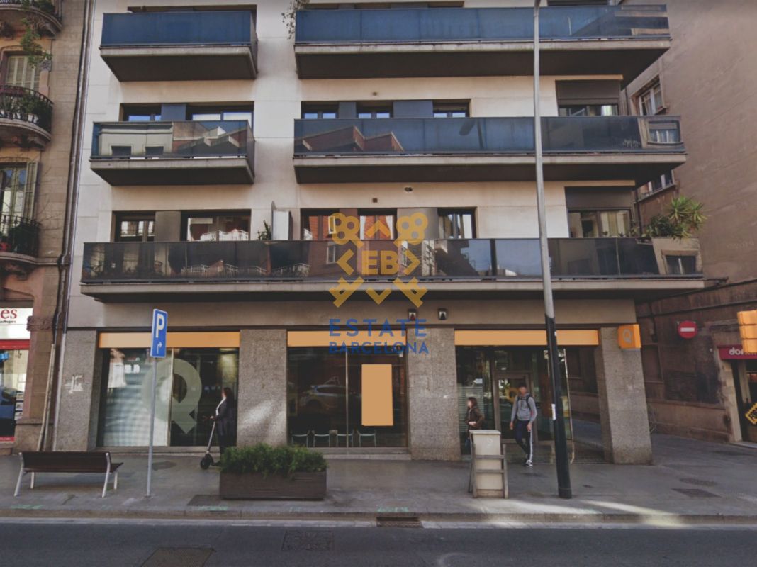 Коммерческая недвижимость в Барселоне, Испания, 105 м2 - фото 1