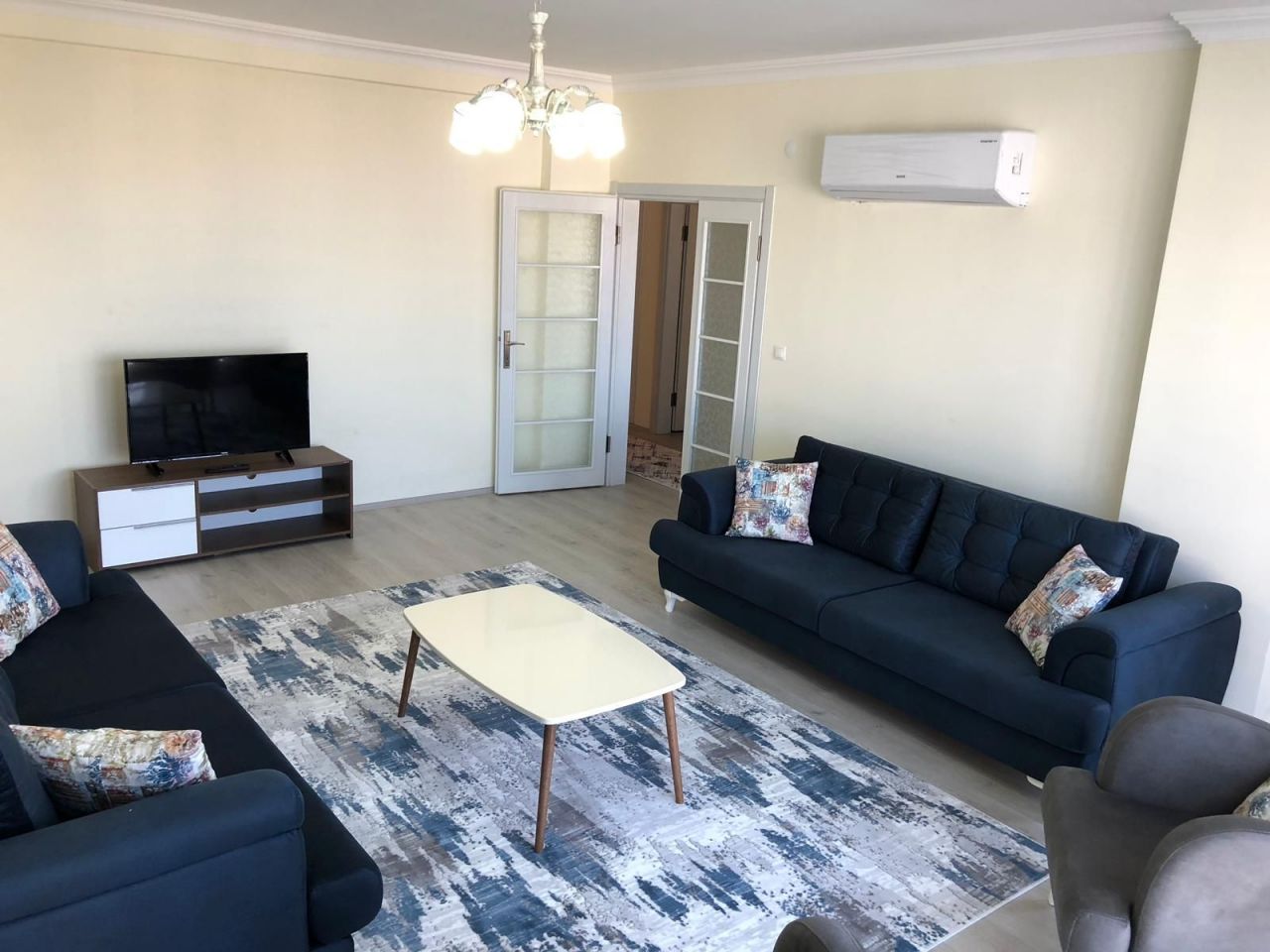 Снять квартиру в Трабзоне, Турция - цена 33 664 рублей за месяц, 200 м2 ...