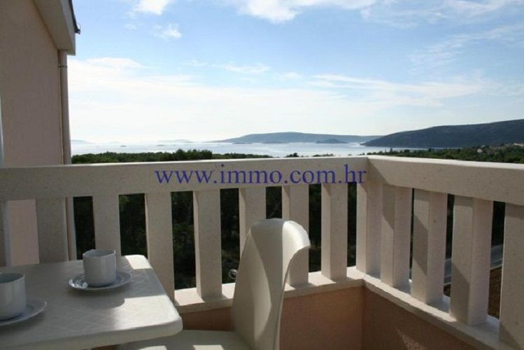 Отель, гостиница в Трогире, Хорватия, 891 м2 - фото 1