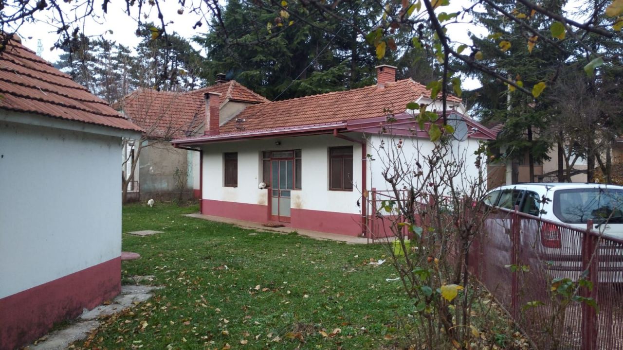 Дом в Никшиче, Черногория, 122 м2 - фото 1