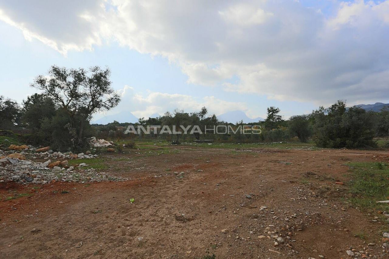 Land in Antalya, Turkey, 450 sq.m - picture 1