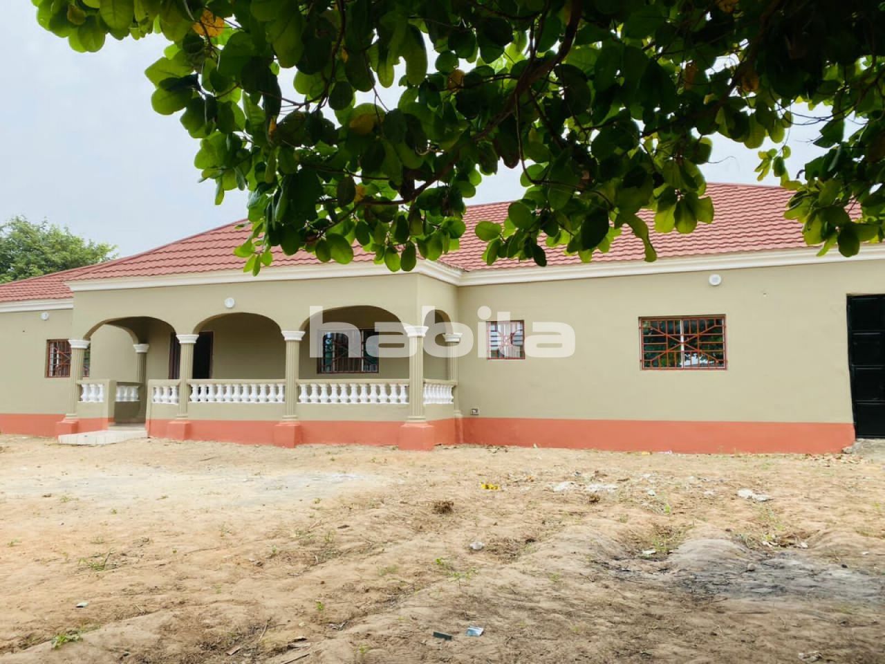 Дом Sanyang, Гамбия, 375 м2 - фото 1