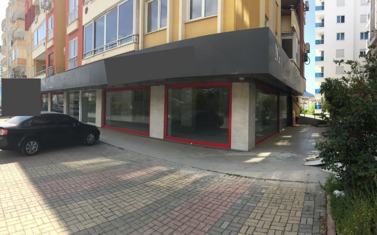 Shop in Alanya, Turkey, 670 sq.m - picture 1