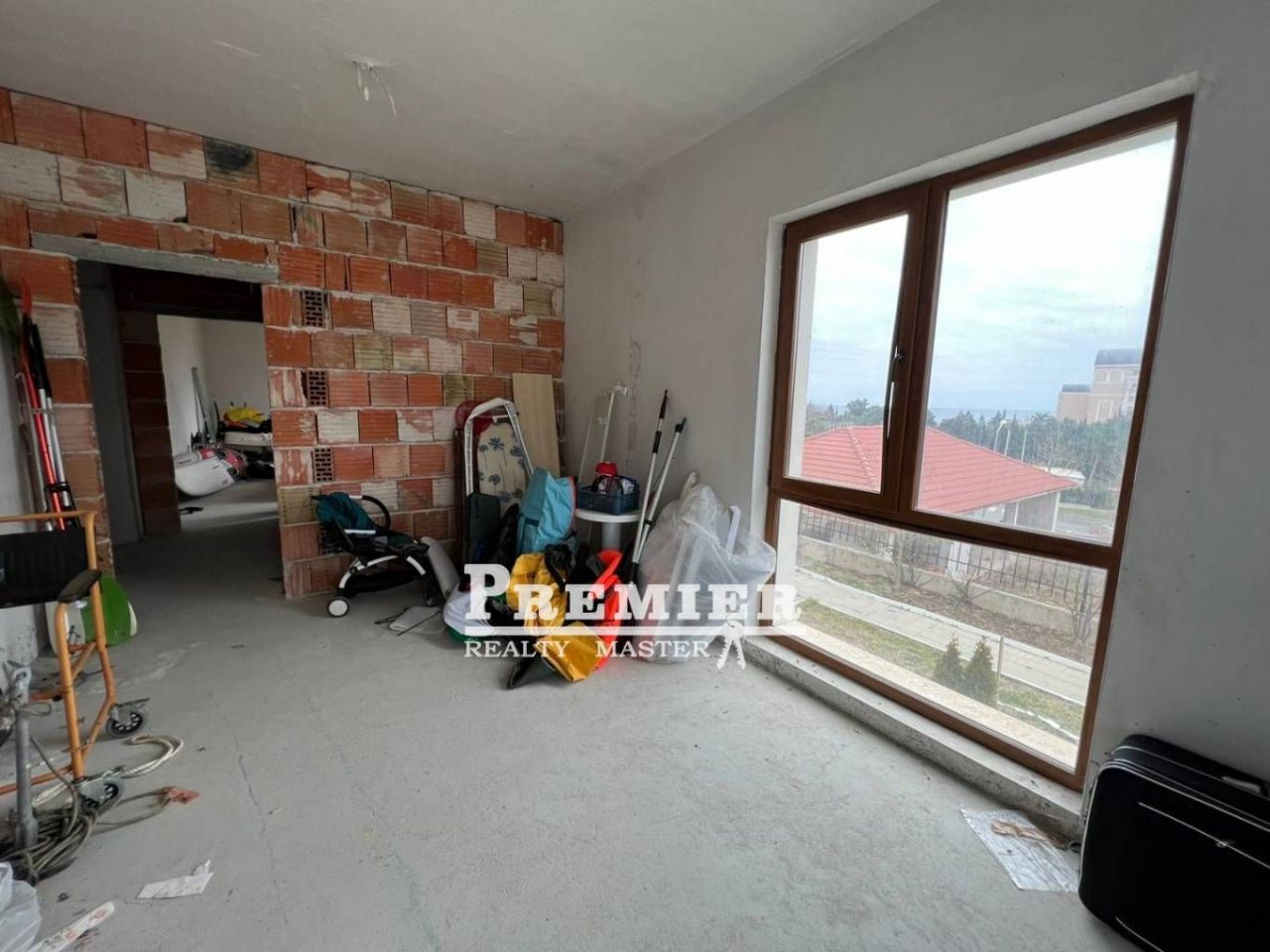 Commercial property in Sveti Vlas, Bulgaria, 82 sq.m - picture 1
