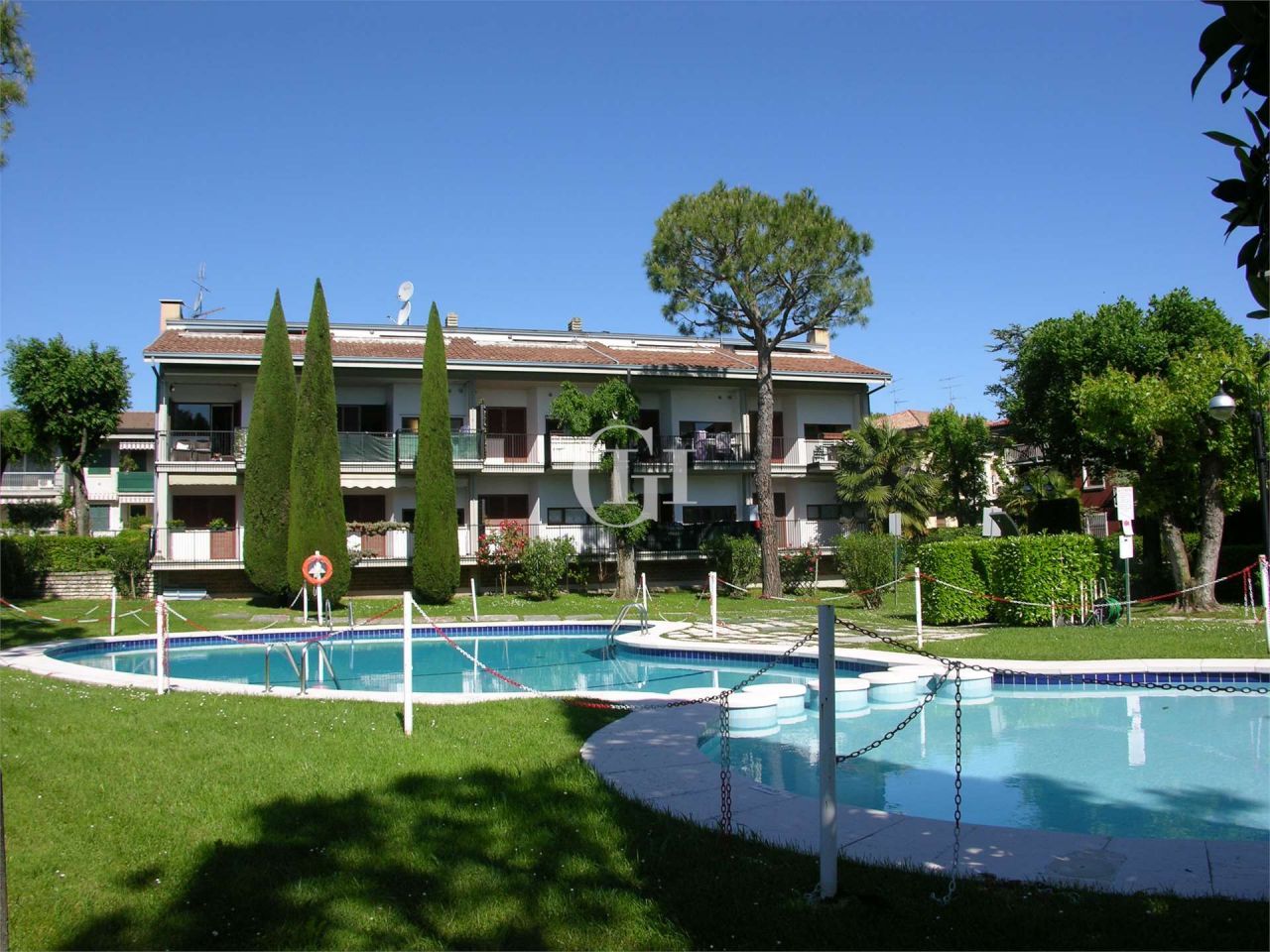 Апартаменты у озера Гарда, Италия, 90 м2 - фото 1