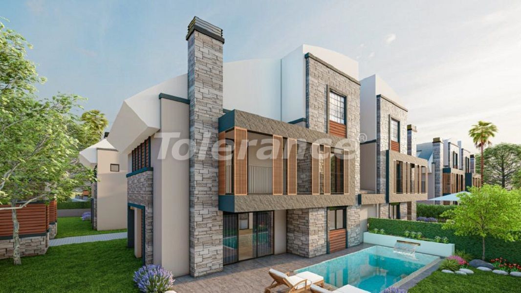 Villa in Lara, Turkey, 365 sq.m - picture 1