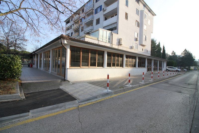 Коммерческая недвижимость в Пиране, Словения, 576 м2 - фото 1