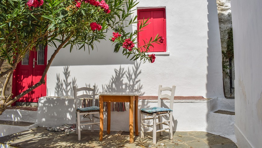 Собственный дом в Греции часто выбирают иностранцы, которых интересует золотая виза